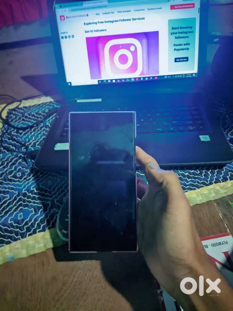 Samsung galaxy s24 ultra Ka  comy very good candisan