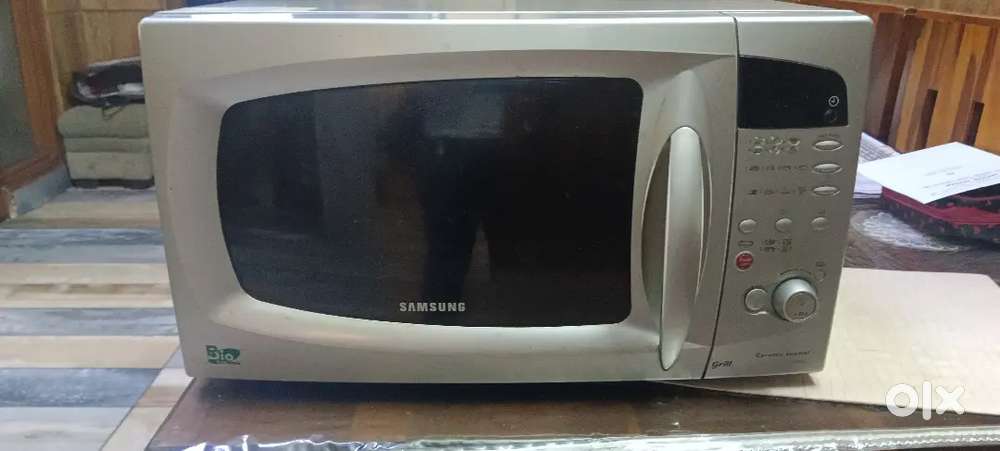 Microwave model.no CE297DL-5