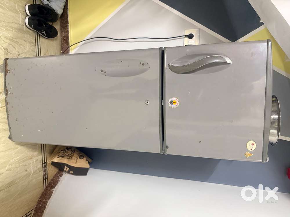 Lg 272ltr grey color fridge