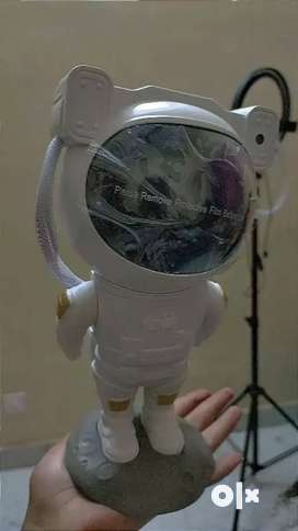 Astronaut star protection light