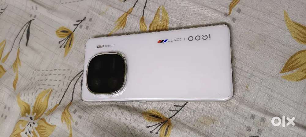 IQOO 12 just 4 months old just i want upgrade IQOO 13