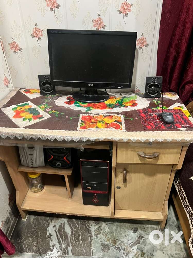 Computer  cpu with table