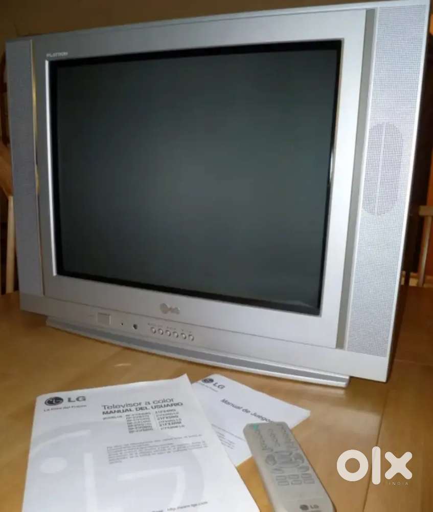A golden eye  LG TV