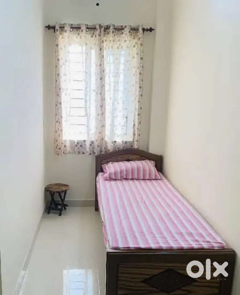 Paying Guest for boys in trivandrum