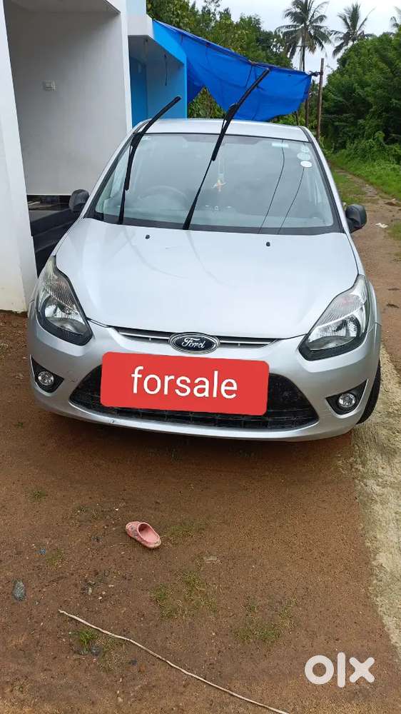 Ford Figo 2012 Petrol 64000 Km Driven