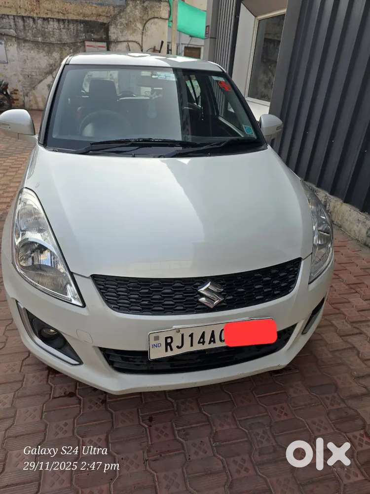 Maruti Suzuki Swift 2015 Petrol 72000 Km Driven