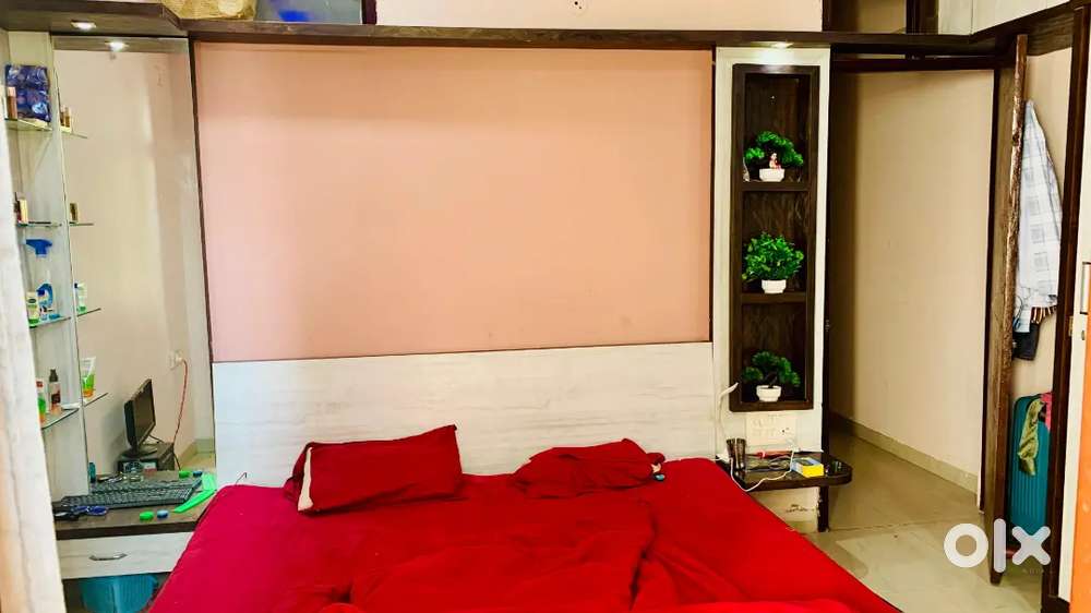 Only female roommate