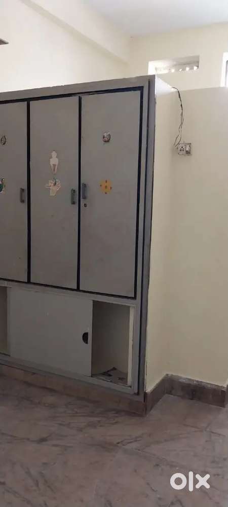 It's agroup house 3rooms 1hall kitchen bedroom