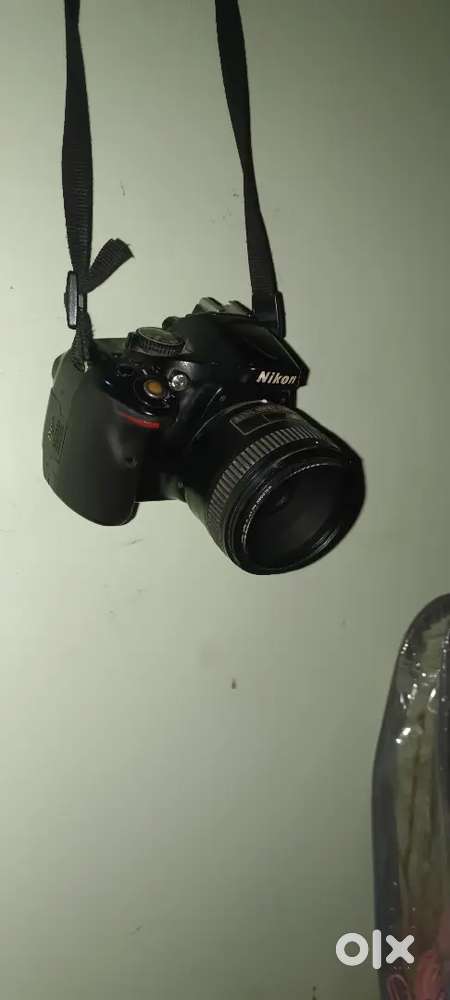 Nikon D-5200
