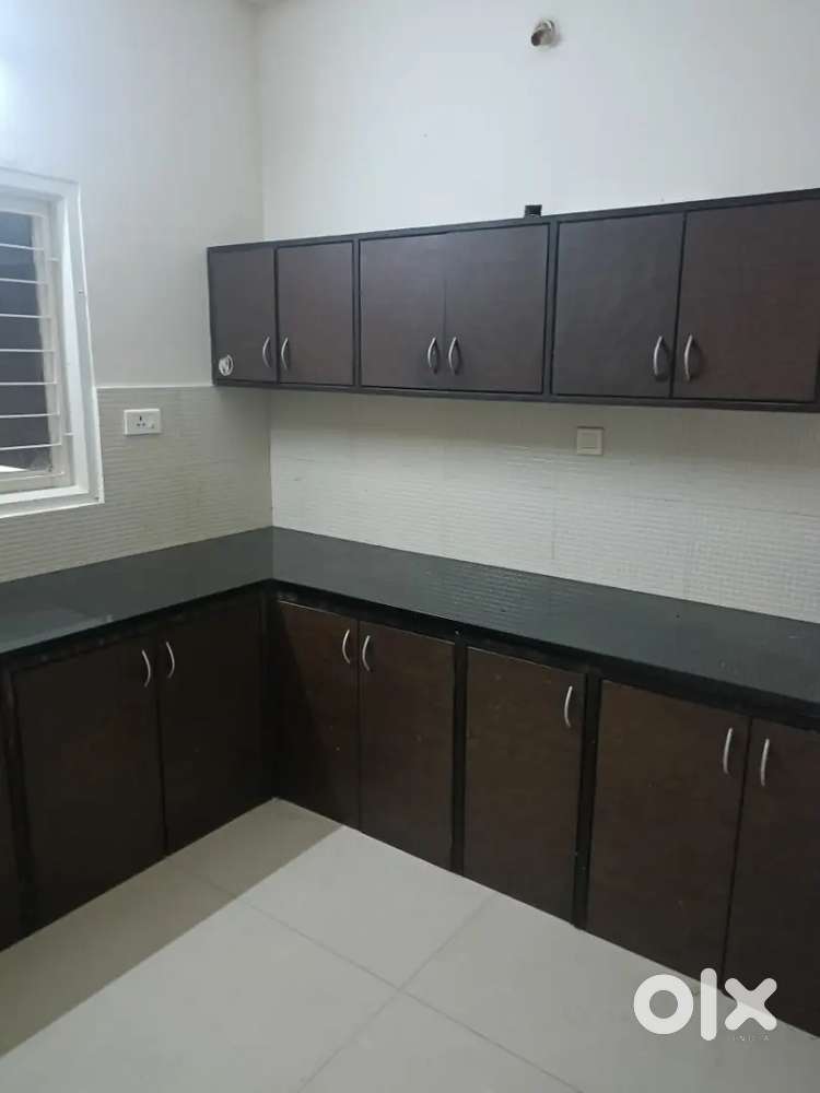 2bhk semi furnish flat for rent near by Karagalpady