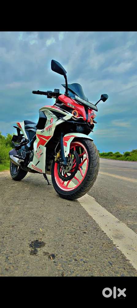 Pulsar RS200 BS4 ..Model 2018 last..Urgent sale