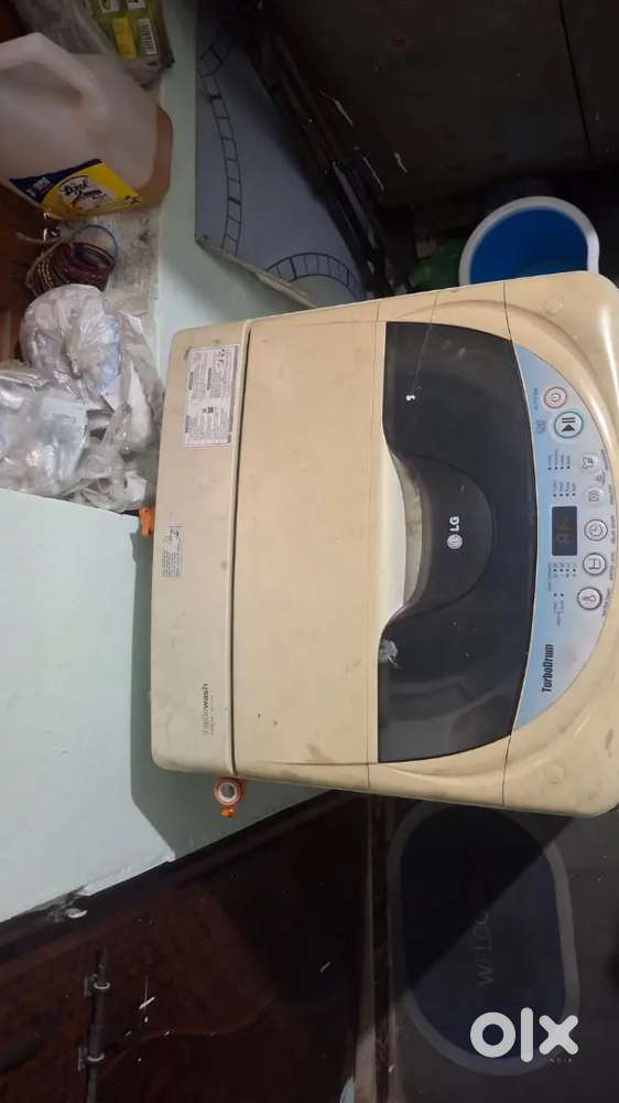LG Fully Automatic Top Load Washing Machine