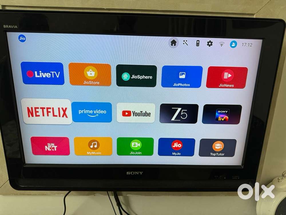 Sony bravia 32 inch LCD TV