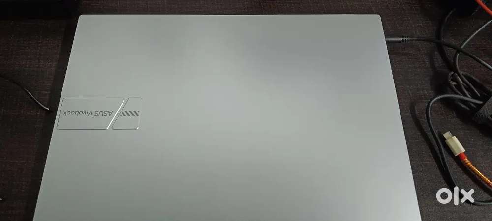 I want to sale my brand new laptop argent