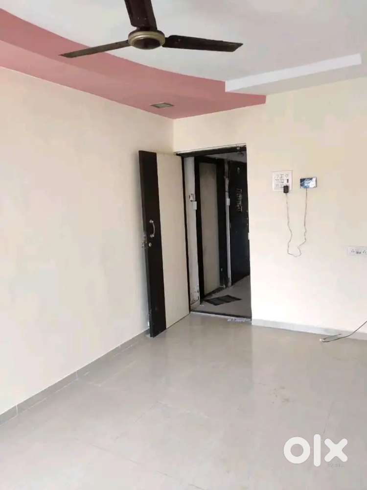 Road facing 1 Bhk Masterbed , Municipal Water,security,Double lift-13K