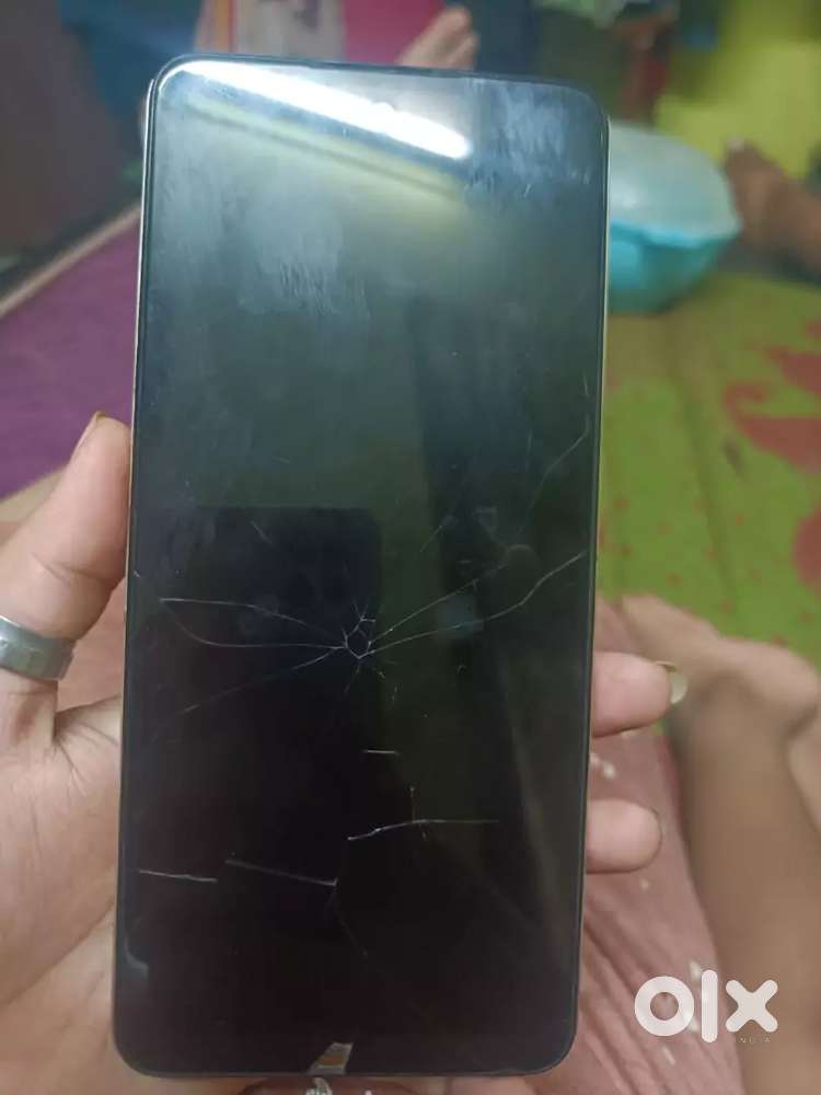 Display jua phone kina hoi aru display change kora hoi