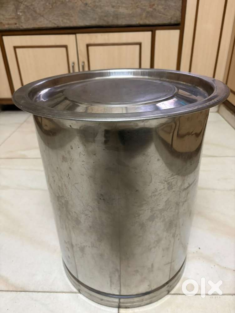 Stainless Steel(Heavy Gauge)के आटा,चावल वाले Drum