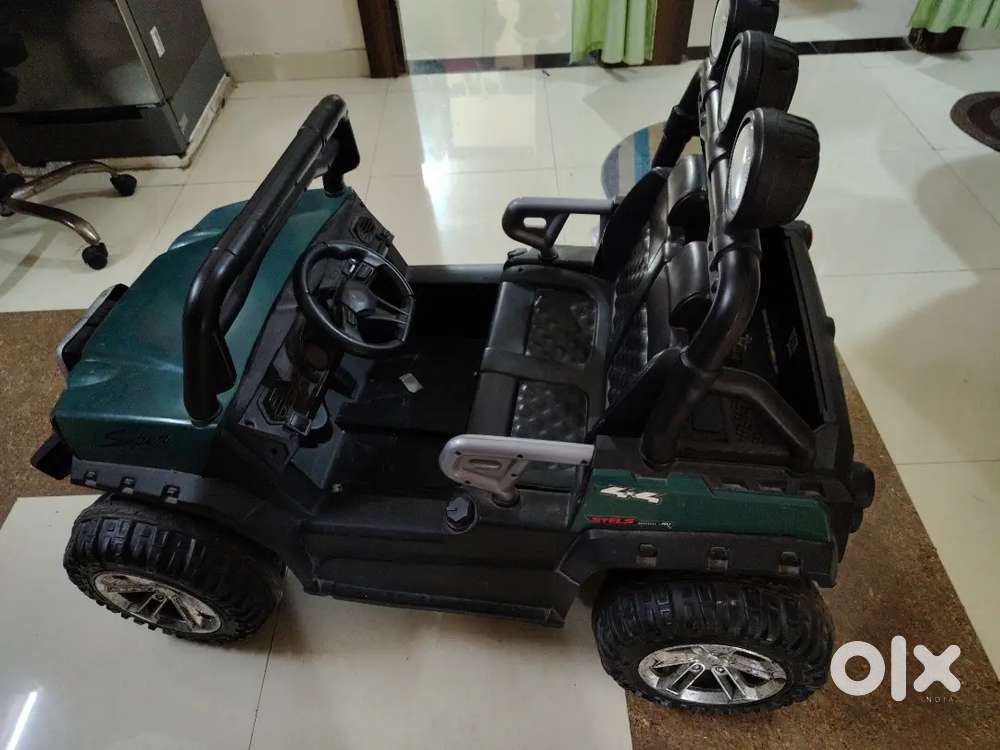 TOY CAR first cry