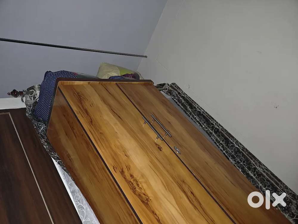 Urgent need roommate for independent 2bhk full furnished flat