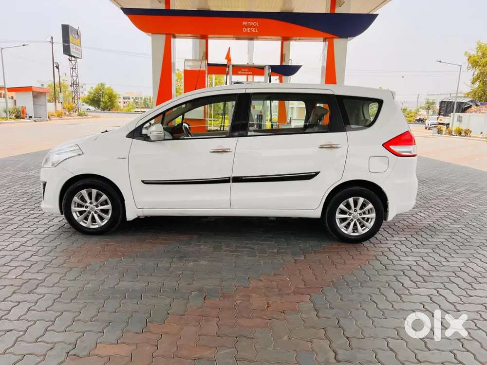 Maruti Suzuki Ertiga zdi 9/2013