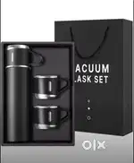Vacuum flask with 3 cup Neww