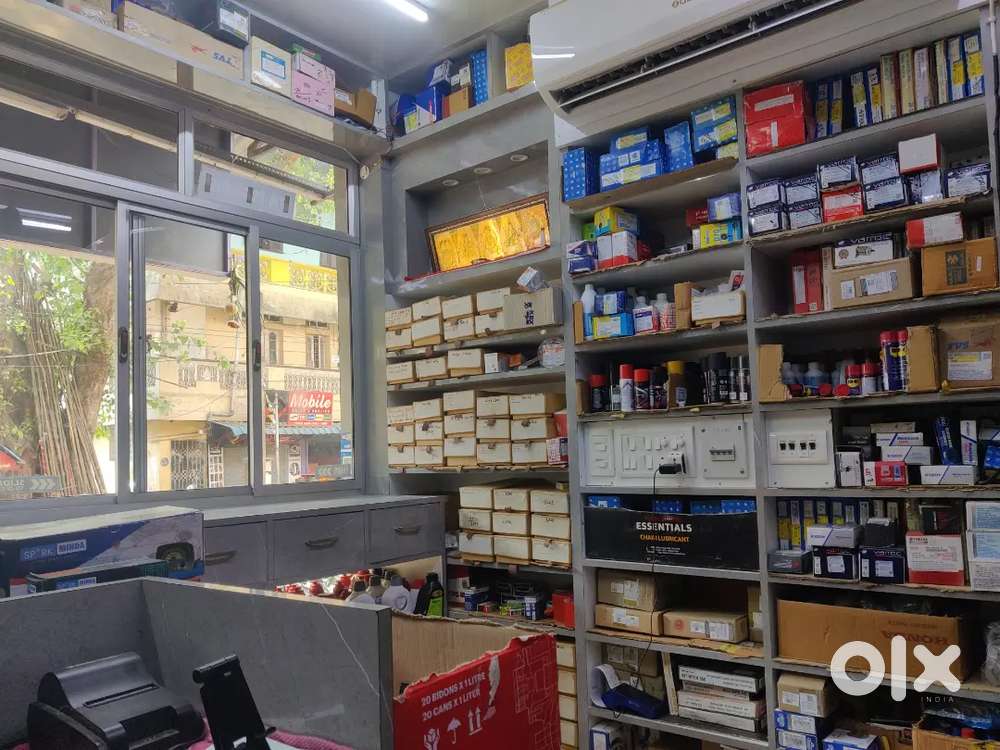 2 wheeler parts salesman