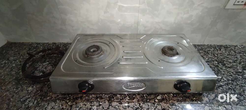 Prestige brand gas stove for urgent sale.