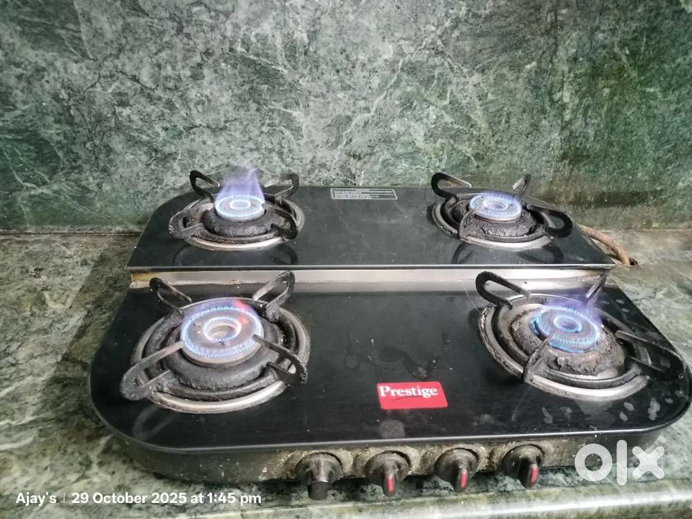 Prestige 4-Burner Glass Top Gas Stove – Excellent Working Condition