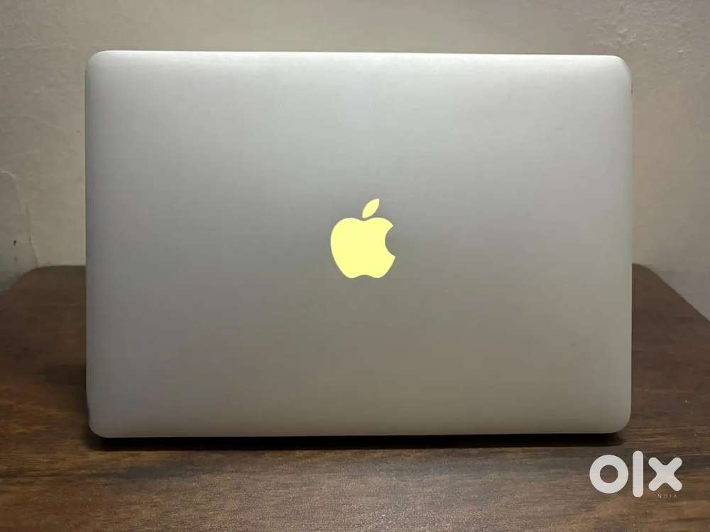 Apple Macbook Air 2013 Model