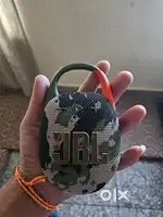Jbl clip 5 only one day old