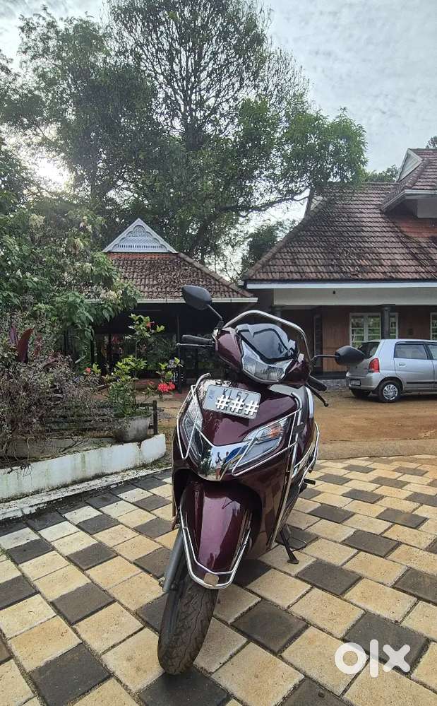 HONDA ACTIVA 125 FULL OPTION  SINGLE OWNED AND NEATLY MAINTAINED.