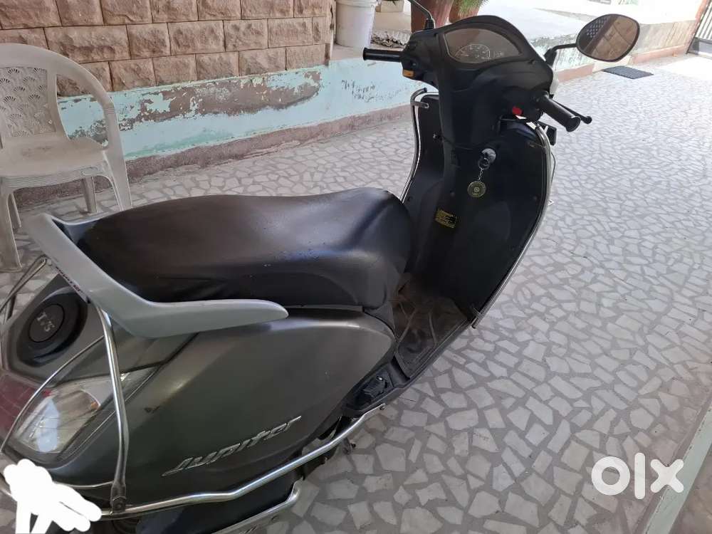 TVS JUPITER