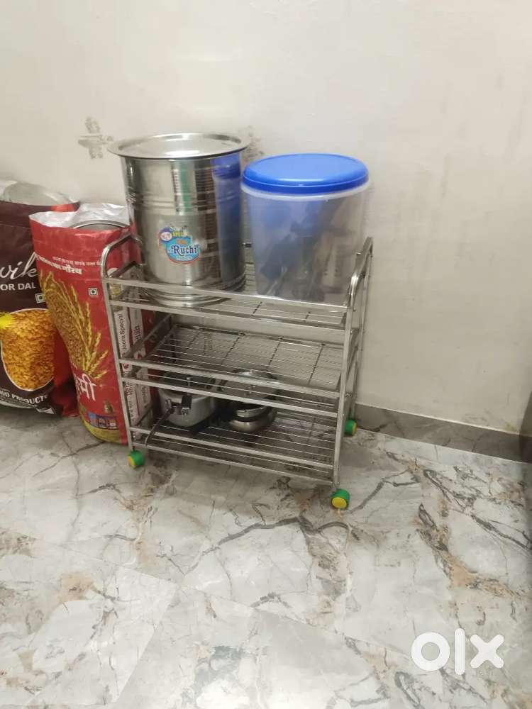 Stil rack and stil trolley