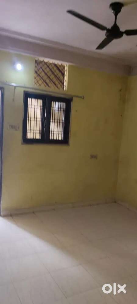 2 room 1 kitchen 1 bathroom