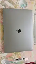 Macbook pro 16gb 512gb