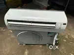Daiken Ac 4 star inverter 1.5 ton