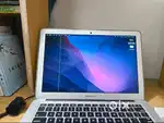 Macbook Air 13-inch,Exceiilent Condition,1 green line on the screen