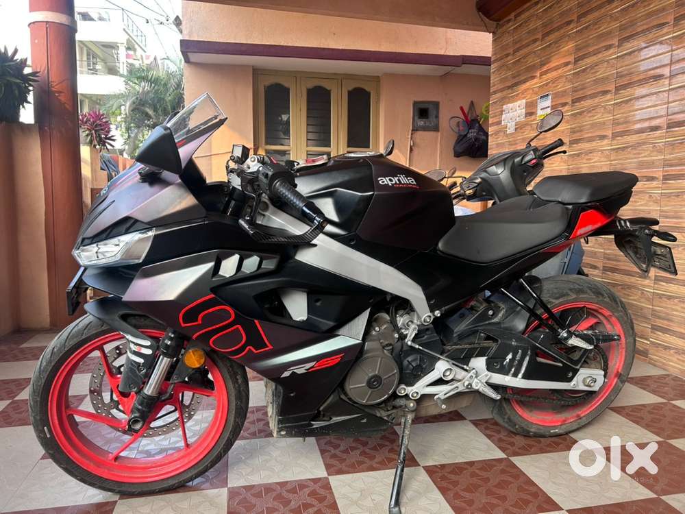 Aprilia rs 457 prismatic dark