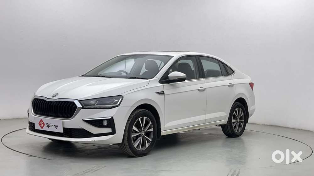 Skoda Slavia Style 1.0L TSI AT, 2022, Petrol