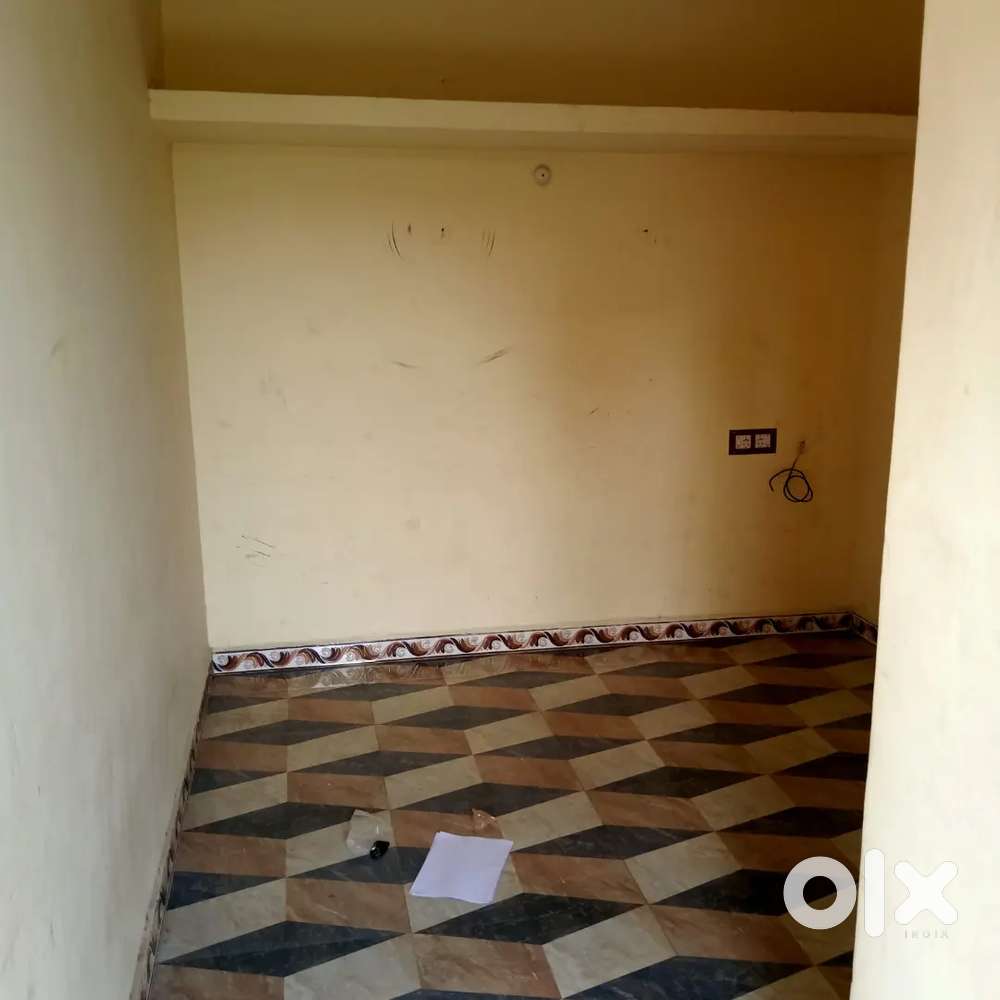 Shop available for rent