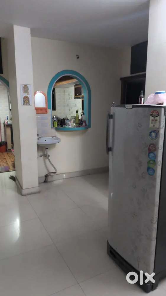 Room sharing for male persons.employees only