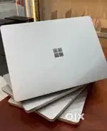 Microsoft Surface Windows 10 Pro (13-inch) Core i5 8GB/256GB, 10th Gen