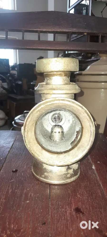Old charriot lamp England made