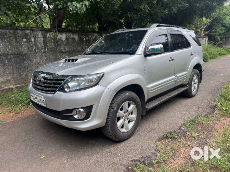 Toyota Fortuner 4X4 MT 2.8 Diesel, 2011, Diesel