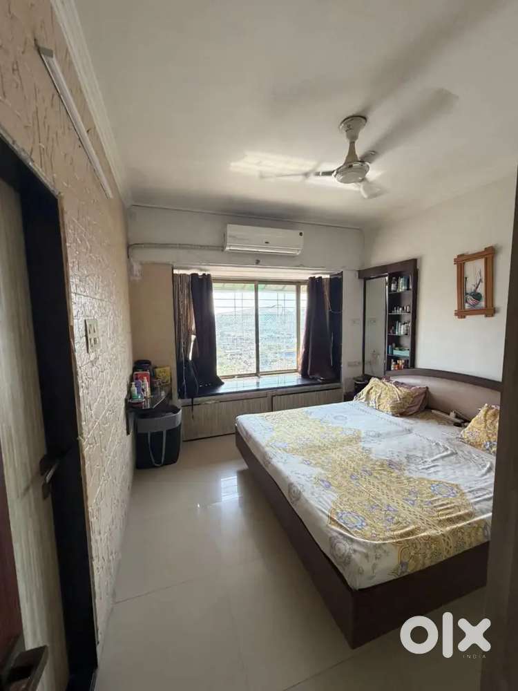 1 BHK furnished flat available