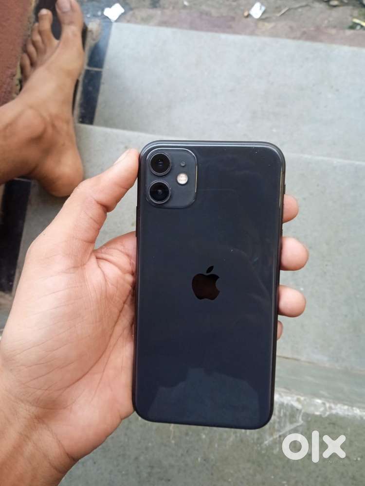 I phone 11 64GB