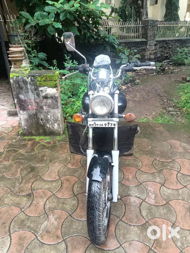Avenger 220