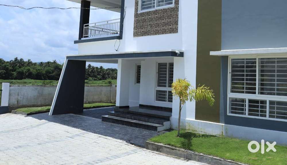 6.99 Cent Plot - Luxurious 3BHK House & villa for sale in Thrissur