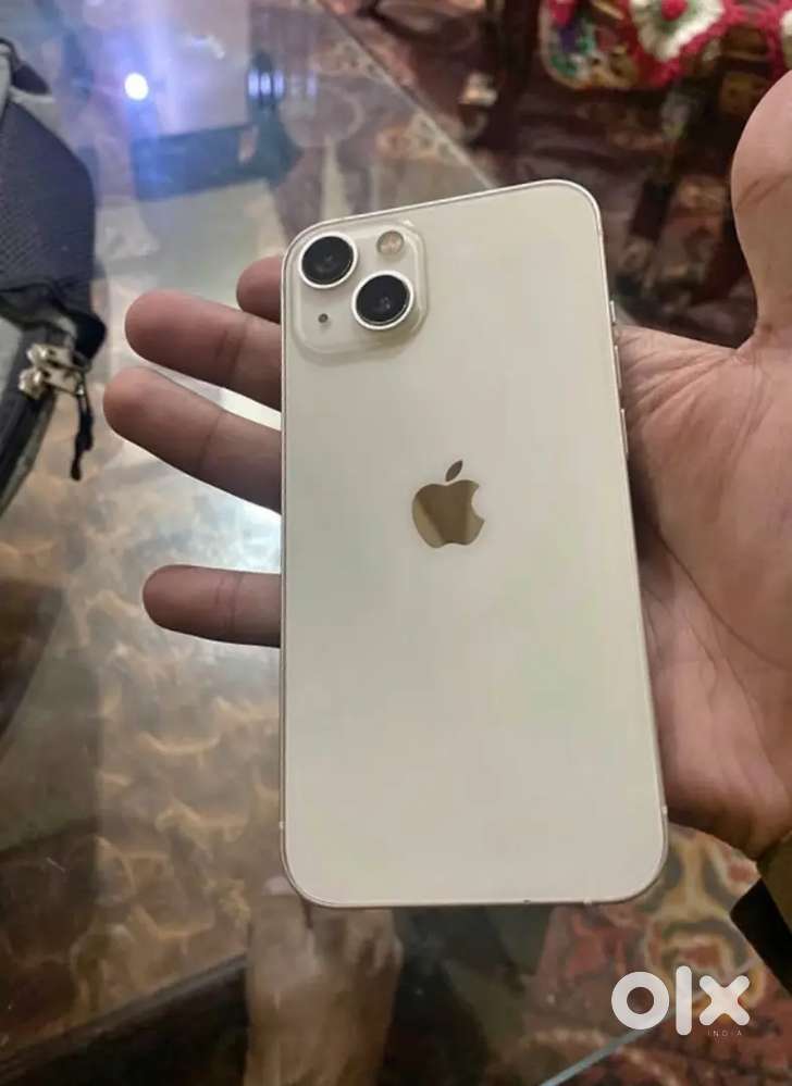 iPhone 13 5G 93% Battery