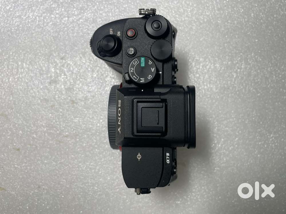 sony ILCE -7M4/BQ IN5 with lens - 85 GM and 24